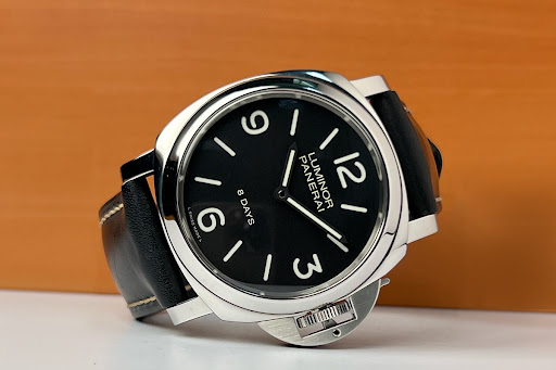 นาฬิกา Panerai รุ่นนิยม ราคาดี น่าลงทุน | TimeThai